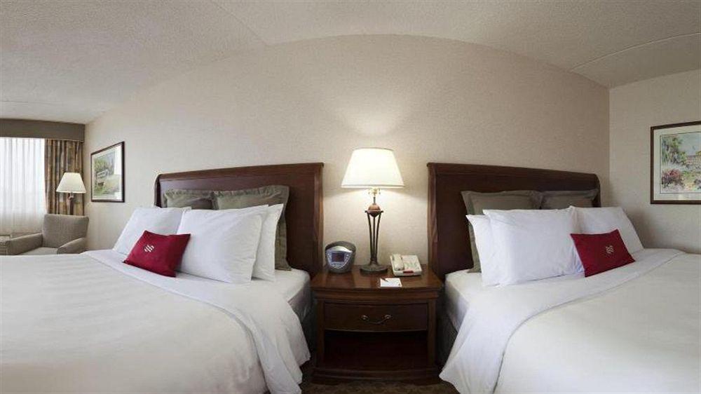 Hotel Crowne Plaza Philadelphia - By Ihg 4*