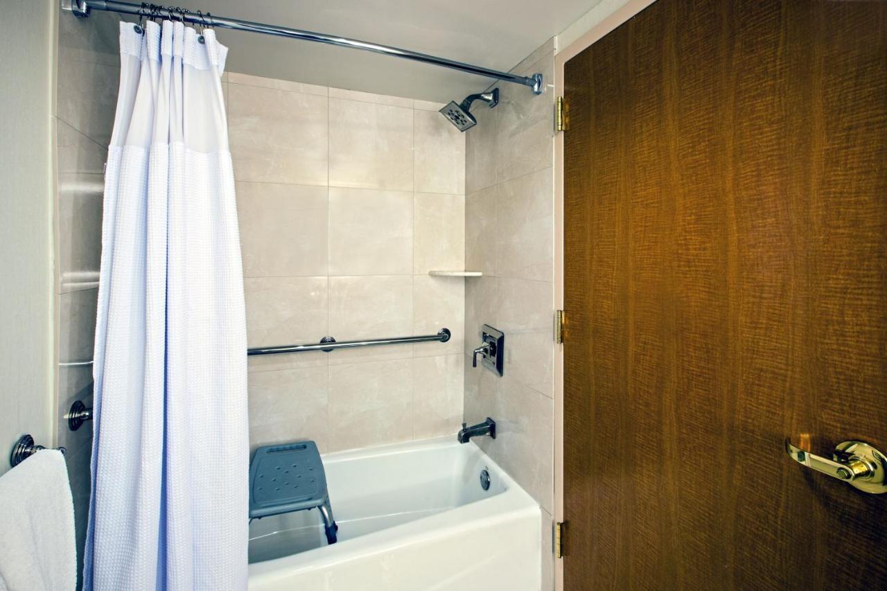 Hotel Crowne Plaza Philadelphia - By Ihg 4*