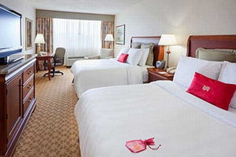Crowne Plaza Philadelphia - By Ihg Hotel King of Prussia